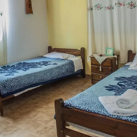 Apartment Georgia Kalyves
